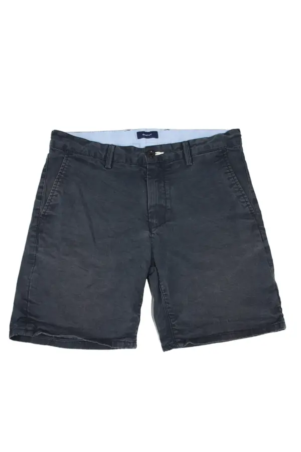 Shorts Gant storlek 158-164 second hand