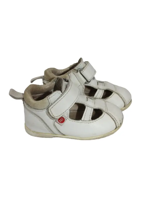 Sandal PAX storlek 19 second hand