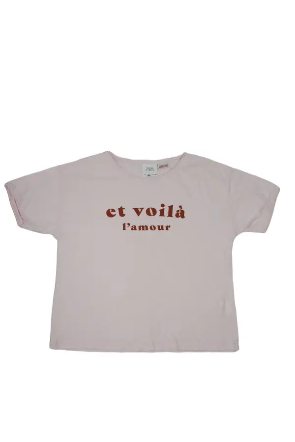 T-shirt Zara storlek 110 second hand