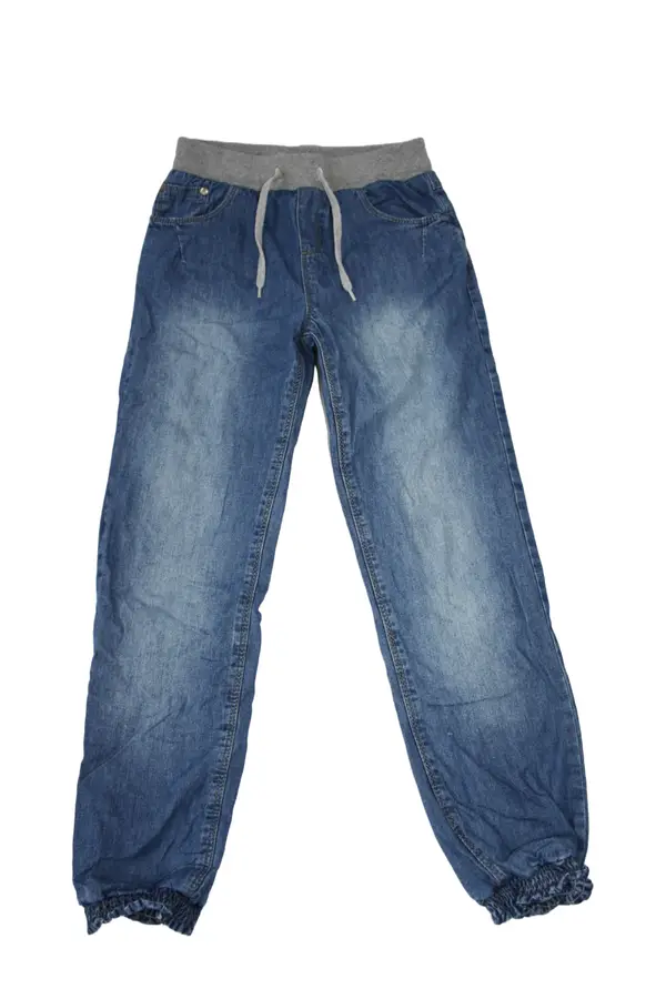 Byxa Basic U storlek 140 second hand