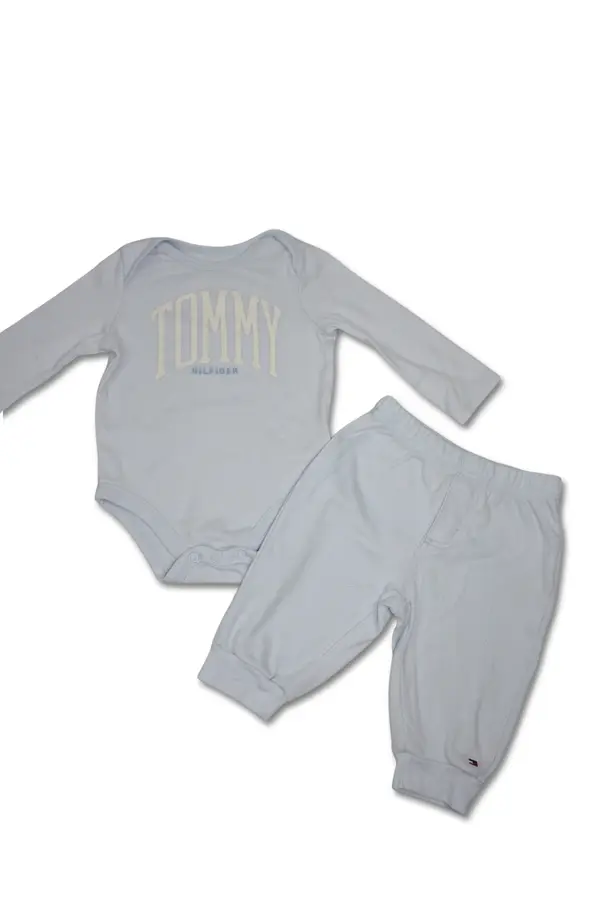 2 delat set Tommy Hilfiger storlek 62 second hand