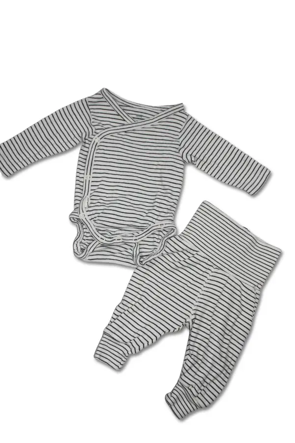 2 delat set H&M storlek 50 second hand