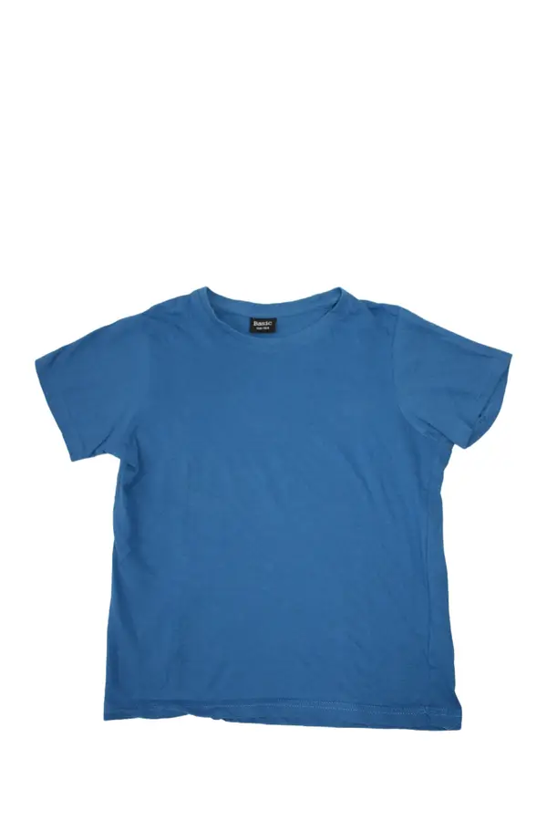 T-shirt Basic storlek 158-164 second hand