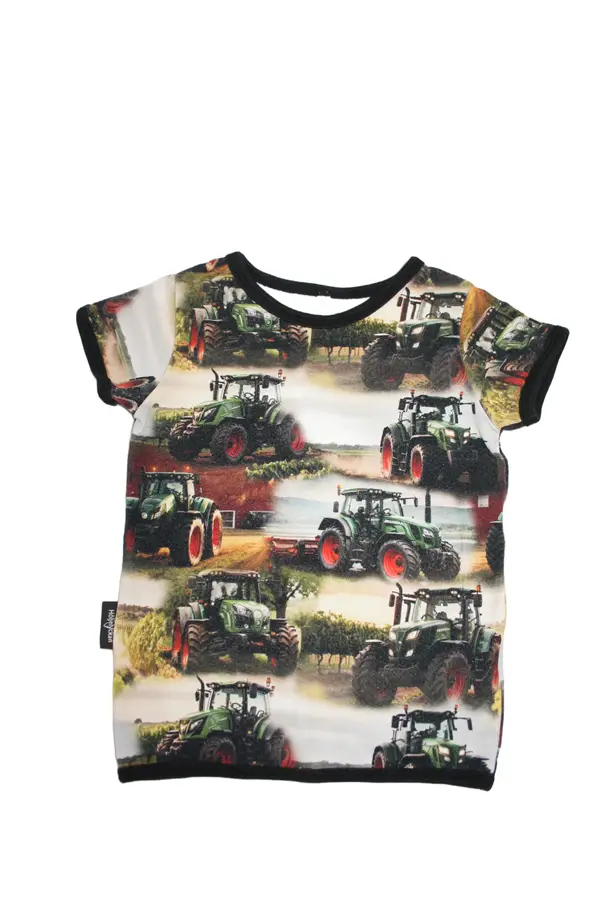 T-shirt storlek 98 second hand
