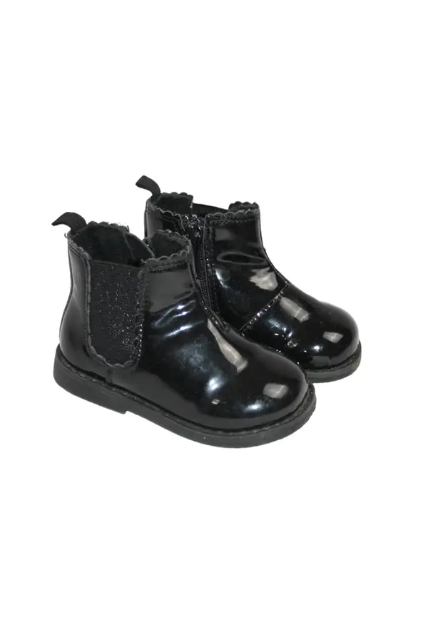 Skor H&M storlek 22 second hand