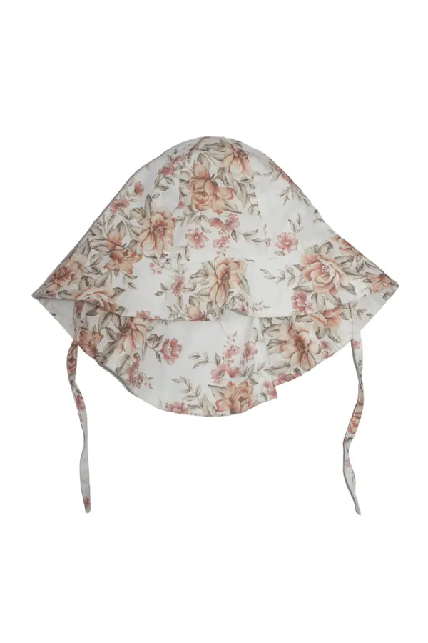 Solhatt Newbie storlek 48-50 second hand