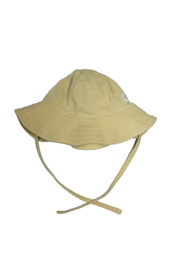 Solhatt Lindex storlek 36-38 second hand