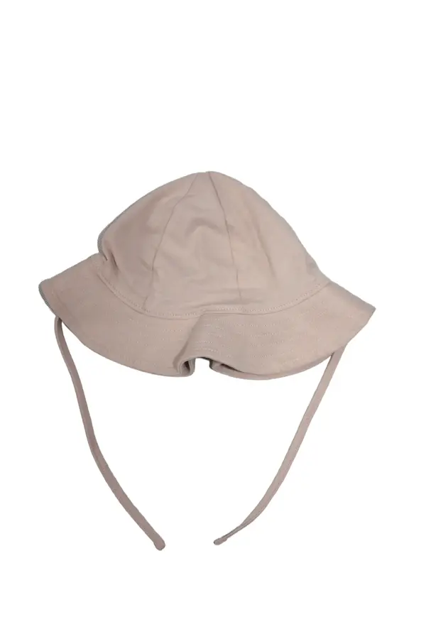 Solhatt Lindex storlek 48-50 second hand