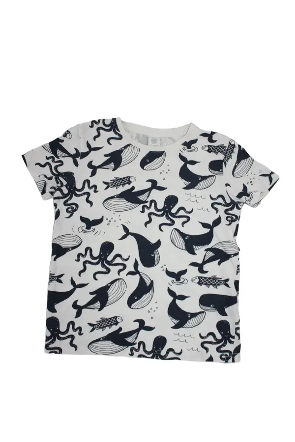 T-shirt Lindex storlek 122-128 second hand