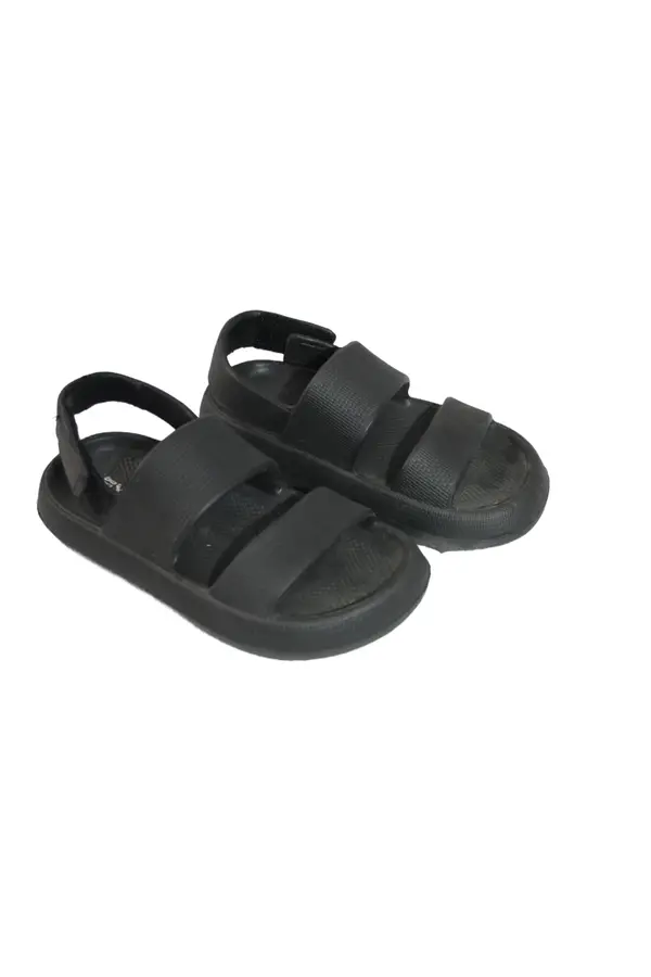 Sandal Exani storlek 26-27 second hand