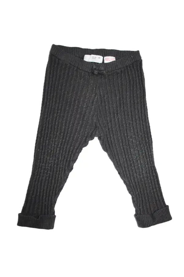 Byxa Zara storlek 86 second hand