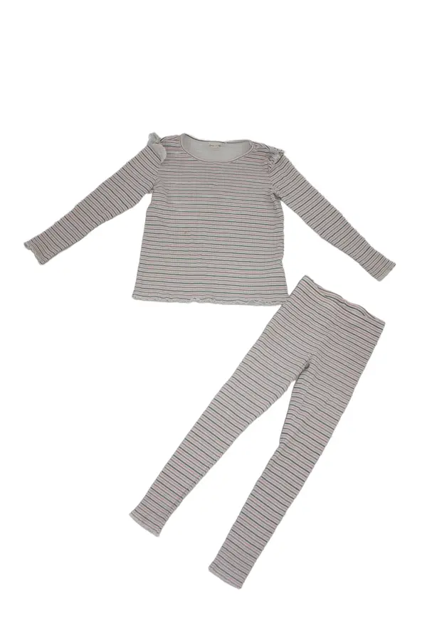 2 delat set Amy & Lucy storlek 122-128 second hand